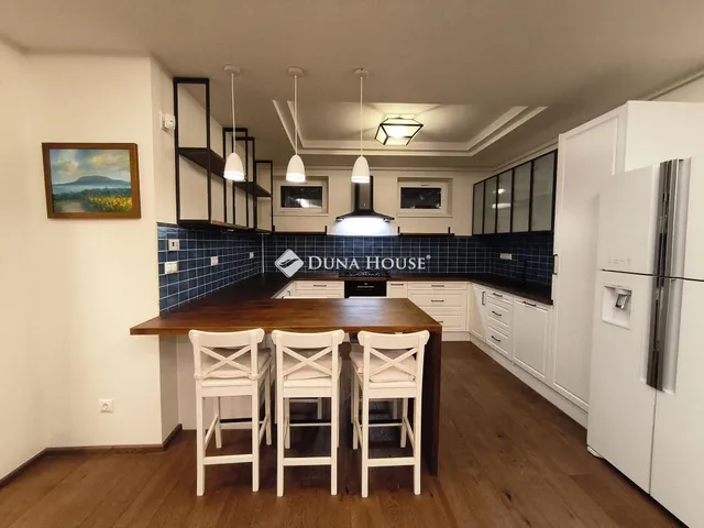 Eladó lakás Gödöllő, Szkíta körút 74 nm