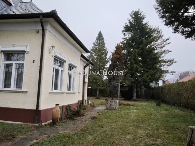 Eladó ház Dunakeszi 340 nm