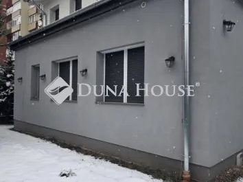 Eladó ház Vác, Vám utca 383 nm