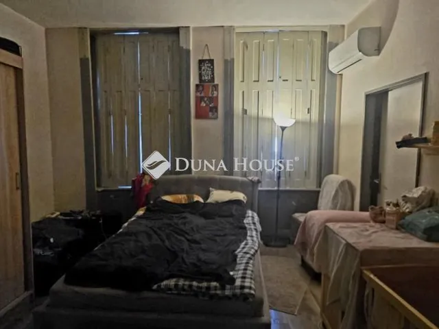 Eladó ház Szabadbattyán 470 nm