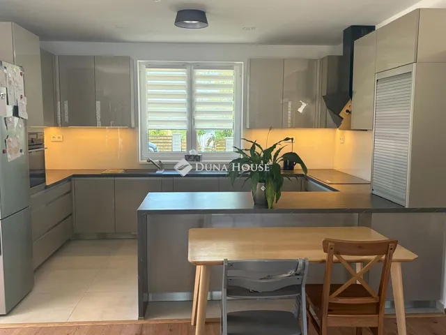 Eladó ház Őrbottyán 130 nm