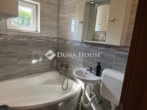 Eladó ház Nagykőrös, Bokros utca 70 nm