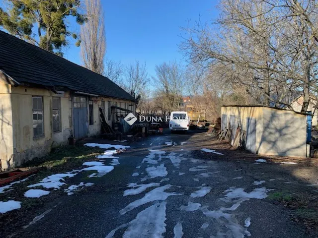 Eladó ház Tatabánya 516 nm