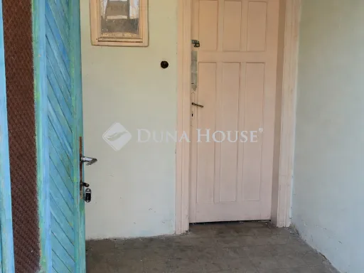 Eladó ház Tatabánya 516 nm