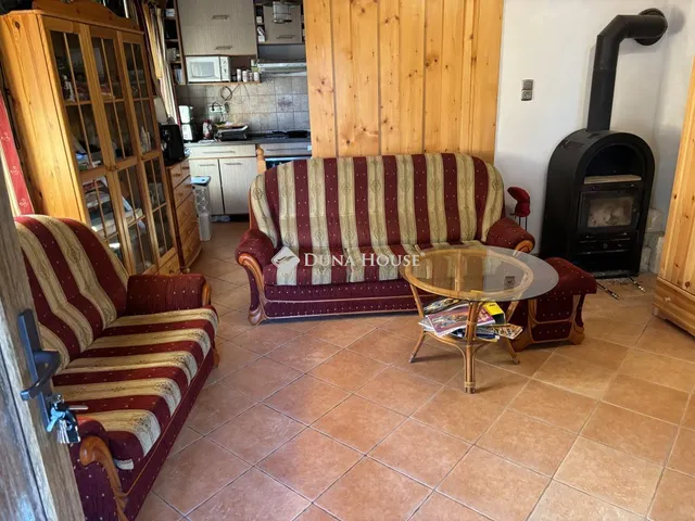 Eladó ház Leányfalu 138 nm