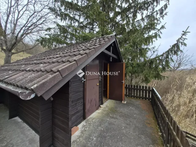 Eladó mezőgazdasági ingatlan Nógrád, Váci utca 15 nm