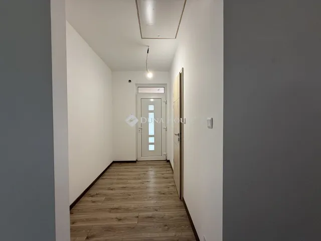 Eladó ház Pomáz, Egres utca 121 nm