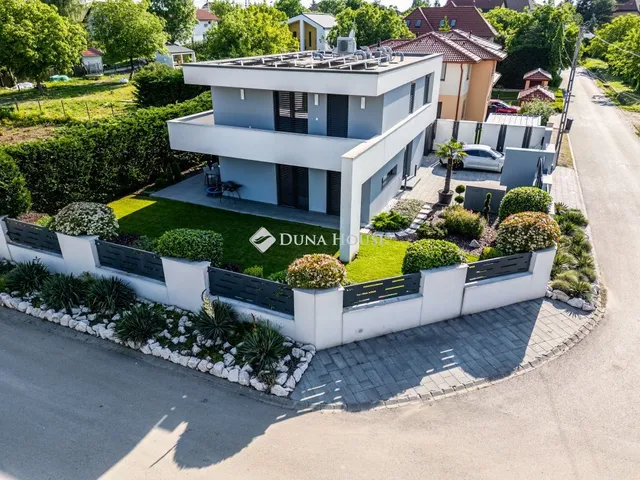 Eladó ház Budapest XXII. kerület 239 nm