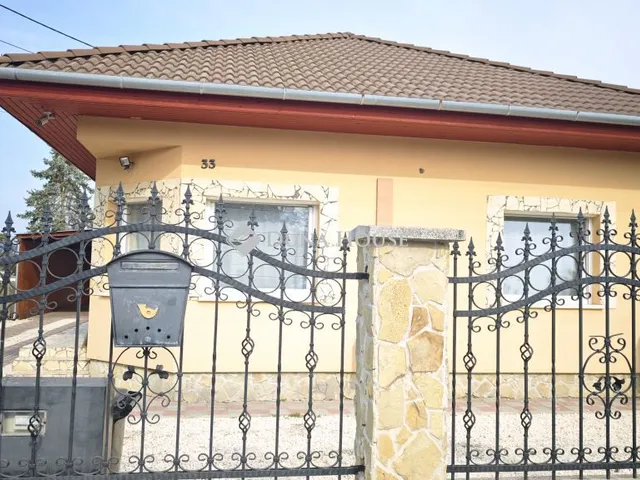 Eladó ház Sződliget 140 nm