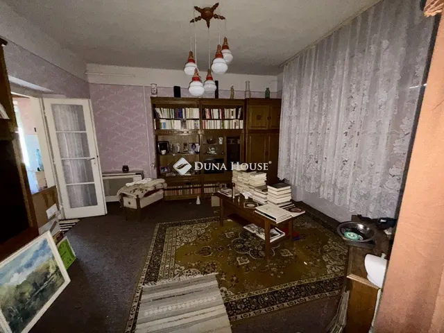 Eladó ház Jászapáti, Damjanich út 110 nm