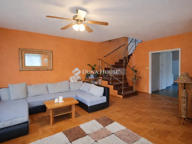 Eladó ház Budapest III. kerület, Gyepes utca 177 nm