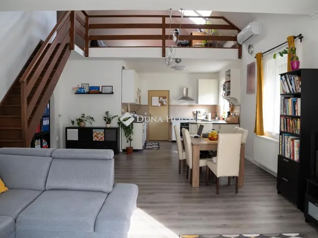 Eladó ház Szendehely 194 nm