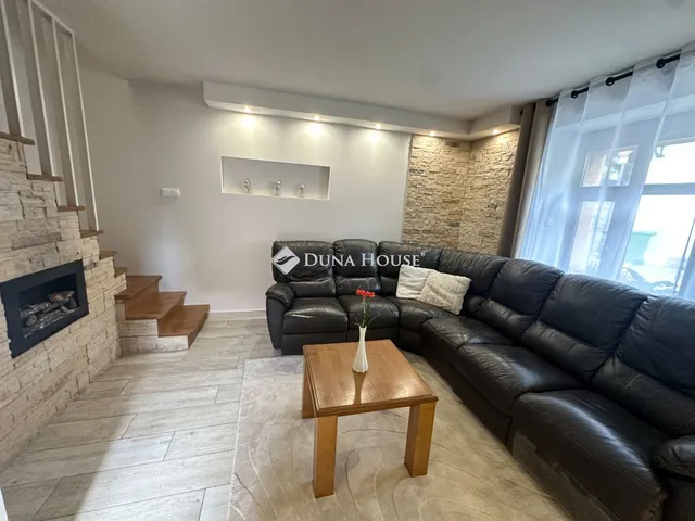 Eladó ház Szentendre, Tiszteletes utca 200 nm