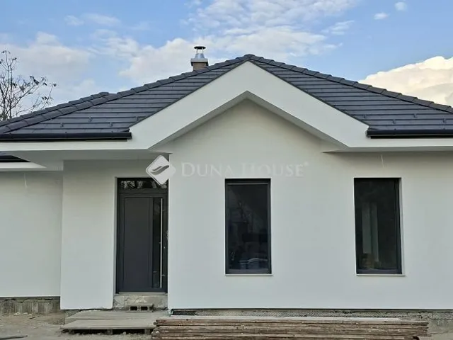 Eladó ház Göd, Őszapó utca 96 nm