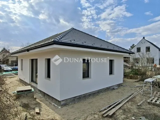 Eladó ház Göd, Őszapó utca 96 nm