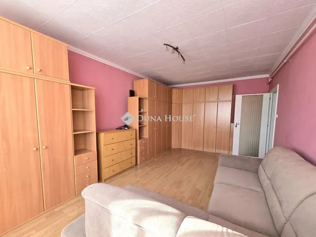 Eladó lakás Vác 58 nm