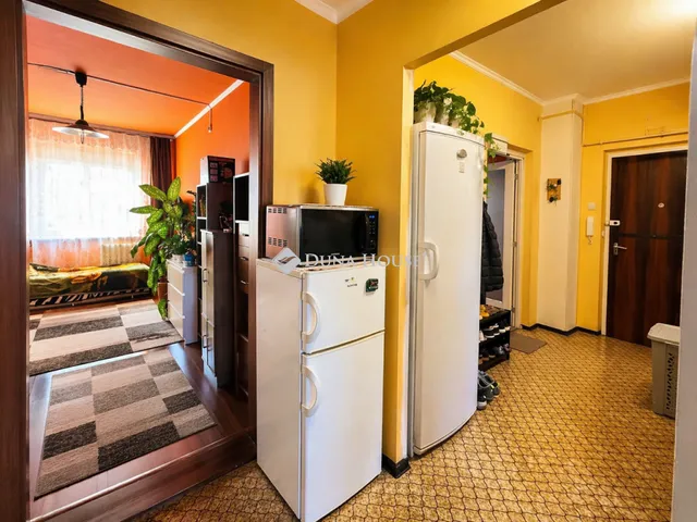 Eladó lakás Vác, Kötő utca 68 nm