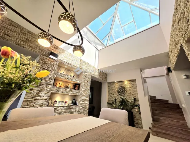 Eladó ház Dunakeszi 340 nm