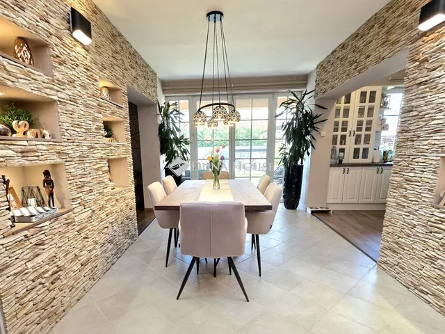 Eladó ház Dunakeszi 340 nm