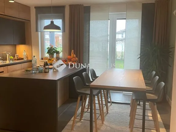 Eladó ház Sződliget, Rigó utca 150 nm