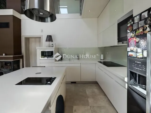 Eladó ház Budapest XX. kerület, Átlós utca 144 nm