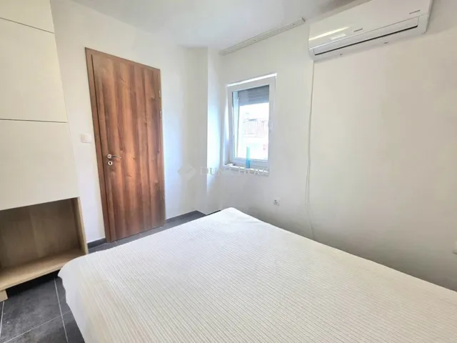 Eladó lakás Vác 35 nm