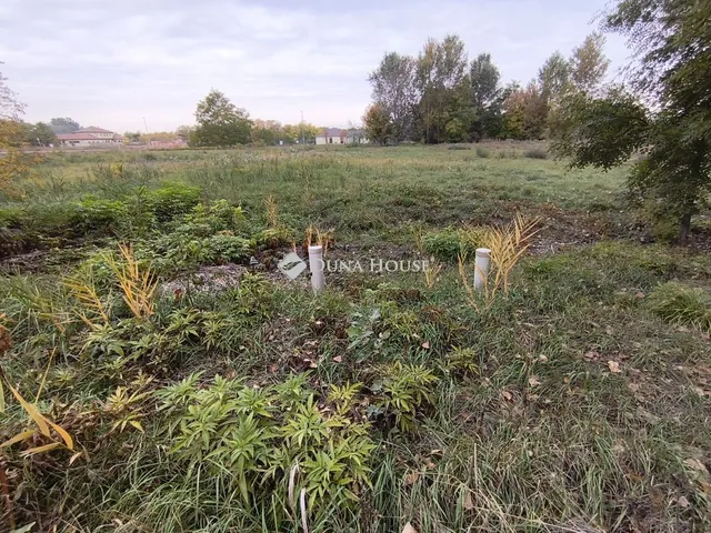 Eladó telek Szada 1500 nm