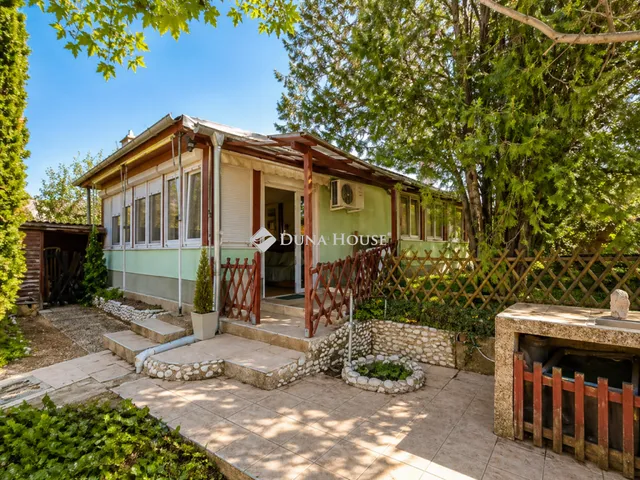 Eladó ház Vác 73 nm