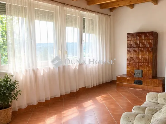 Eladó ház Vác, Présház utca 73 nm