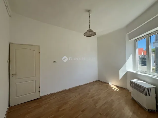 Eladó lakás Fót 21 nm