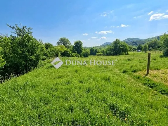 Eladó telek Solymár 985 nm