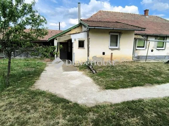 Eladó ház Tiszaszőlős 91 nm