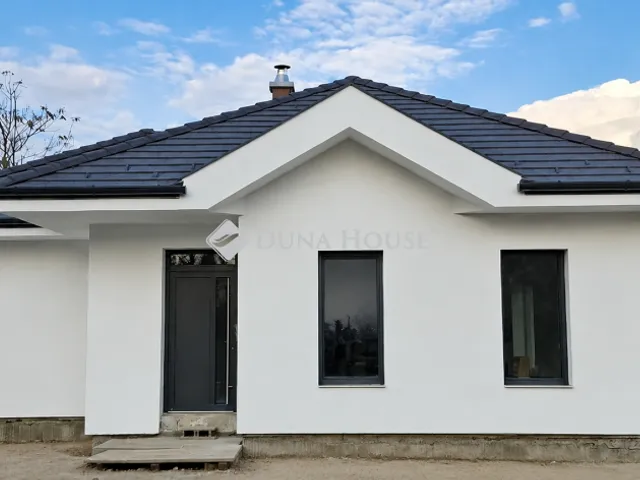Eladó ház Göd, Őszapó utca 96 nm