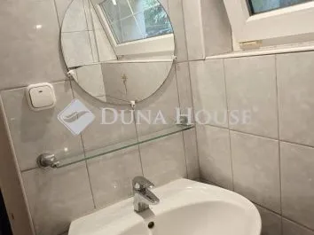 Eladó ház Fót, Lepke utca 224 nm