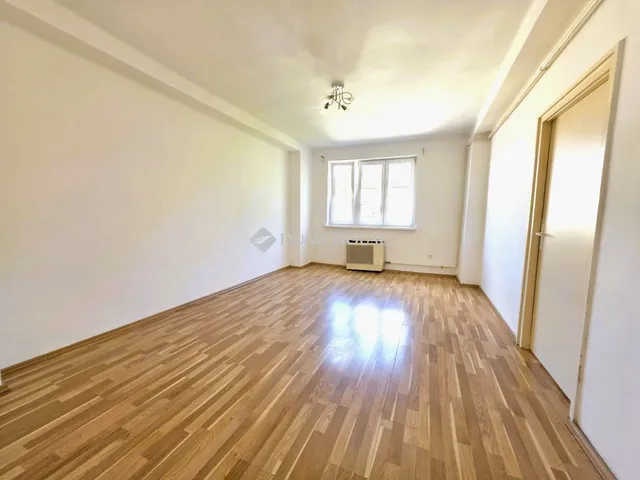 Eladó lakás Vác 60 nm