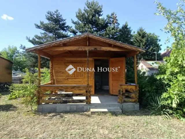 Eladó telek Őrbottyán, Diófa utca 936 nm