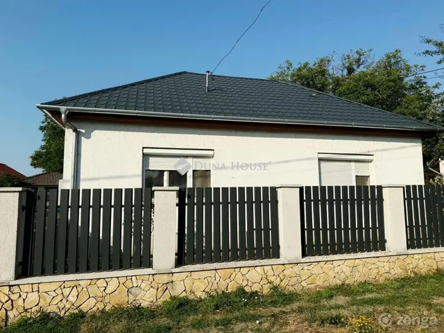 Eladó ház Rád, Ady Endre utca 160 nm