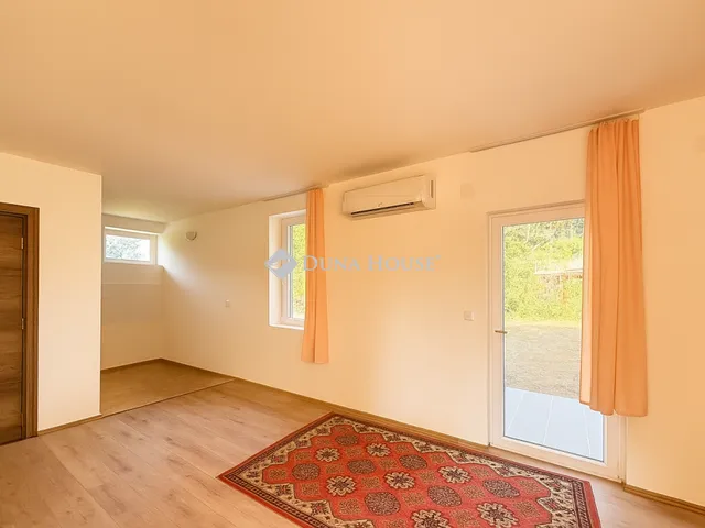 Eladó nyaraló Abádszalók 91 nm