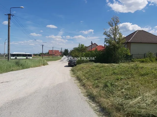 Eladó kereskedelmi és ipari ingatlan Miskolc, Feszty Árpád utca 5941 nm