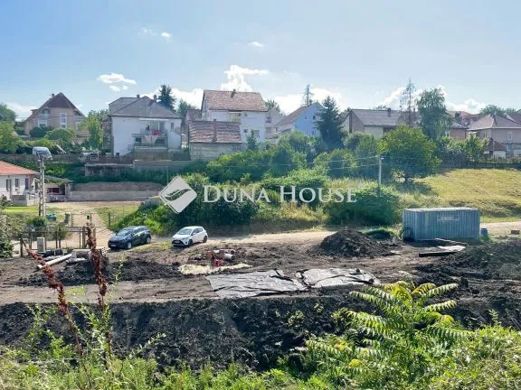 Eladó telek Miskolc, Muskátli utca 750 nm