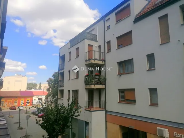 Kiadó kereskedelmi és ipari ingatlan Miskolc 120 nm