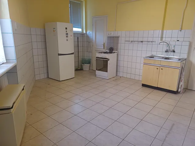 Eladó lakás Miskolc 108 nm