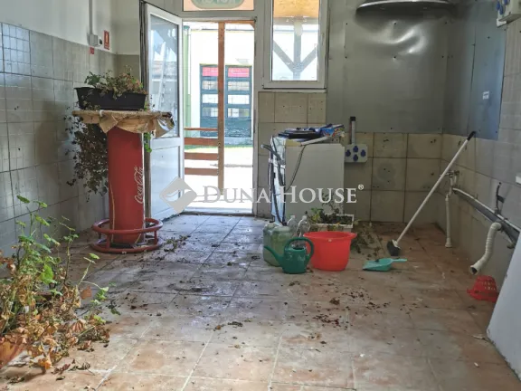 Eladó kereskedelmi és ipari ingatlan Sátoraljaújhely 24 nm