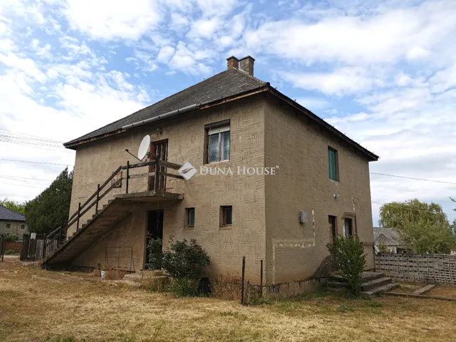 Eladó ház Bodroghalom, Rózsa utca 130 nm