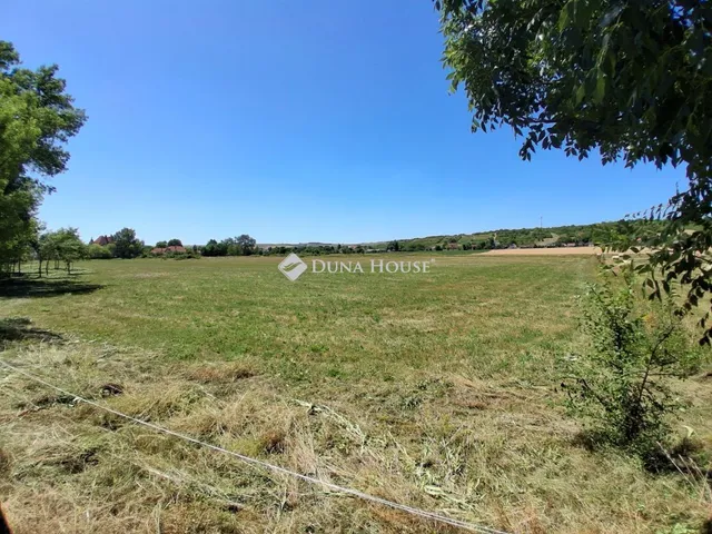 Eladó telek Szikszó 27973 nm