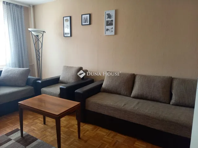 Eladó lakás Tiszaújváros 51 nm