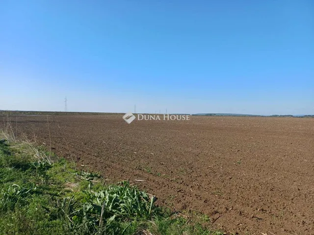 Eladó telek Emőd, Külterület 39562 nm