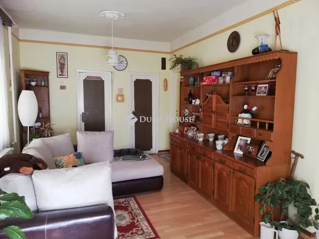 Eladó ház Hejőkeresztúr 76 nm