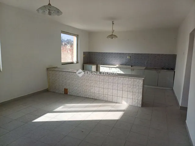 Eladó ház Miskolc 200 nm