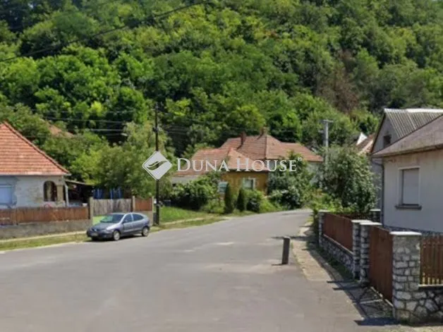 Eladó ház Parasznya, Rózsa utca 116 nm